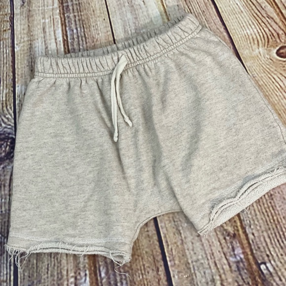 Tank and Shorts set - Picture 4 of 7